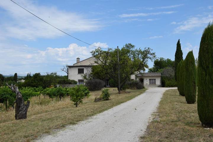 Villa pour 24 personnes, avec piscine ainsi que vue et jardin, adapté aux familles - 1