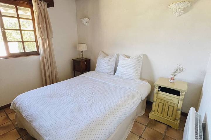 Gîte pour 2 personnes, animaux acceptés à La Bastide - 2