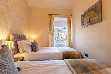 Glamping for 4 People in Bowness-on-Windermere, Cumbria, Photo 4