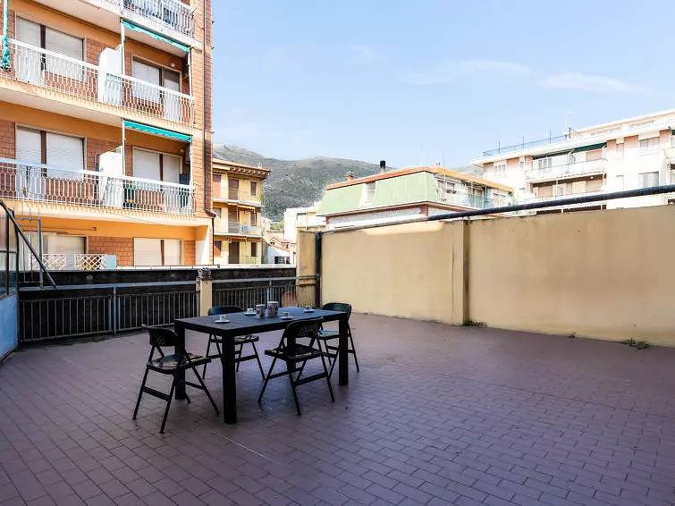 Apartamento entero, 2 estancias 4 Personas in Ceriale, Riviera di Ponente