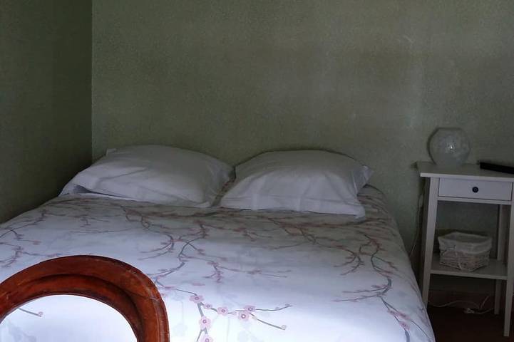 Superbe mas provençal au coeur des vignes, pour 10 personnes in Pont-Saint-Esprit, Région de Nîmes