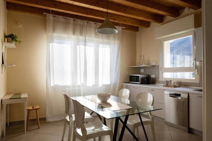 Ferienhaus für 13 Personen, mit Balkon und Terrasse sowie Garten und Seeblick in Toscolano-Maderno - 4