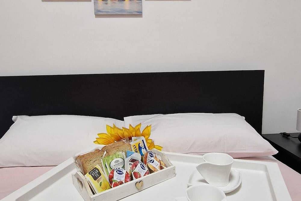 Apartamento entero, Aura Station Ciampino (Rome, Fs Ciampino Station, Airport) in Ciampino, Castelli Romani