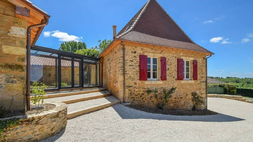 Location de vacances pour 11 personnes, avec terrasse ainsi que piscine et jardin à Saint-Médard-d'Excideuil - 3