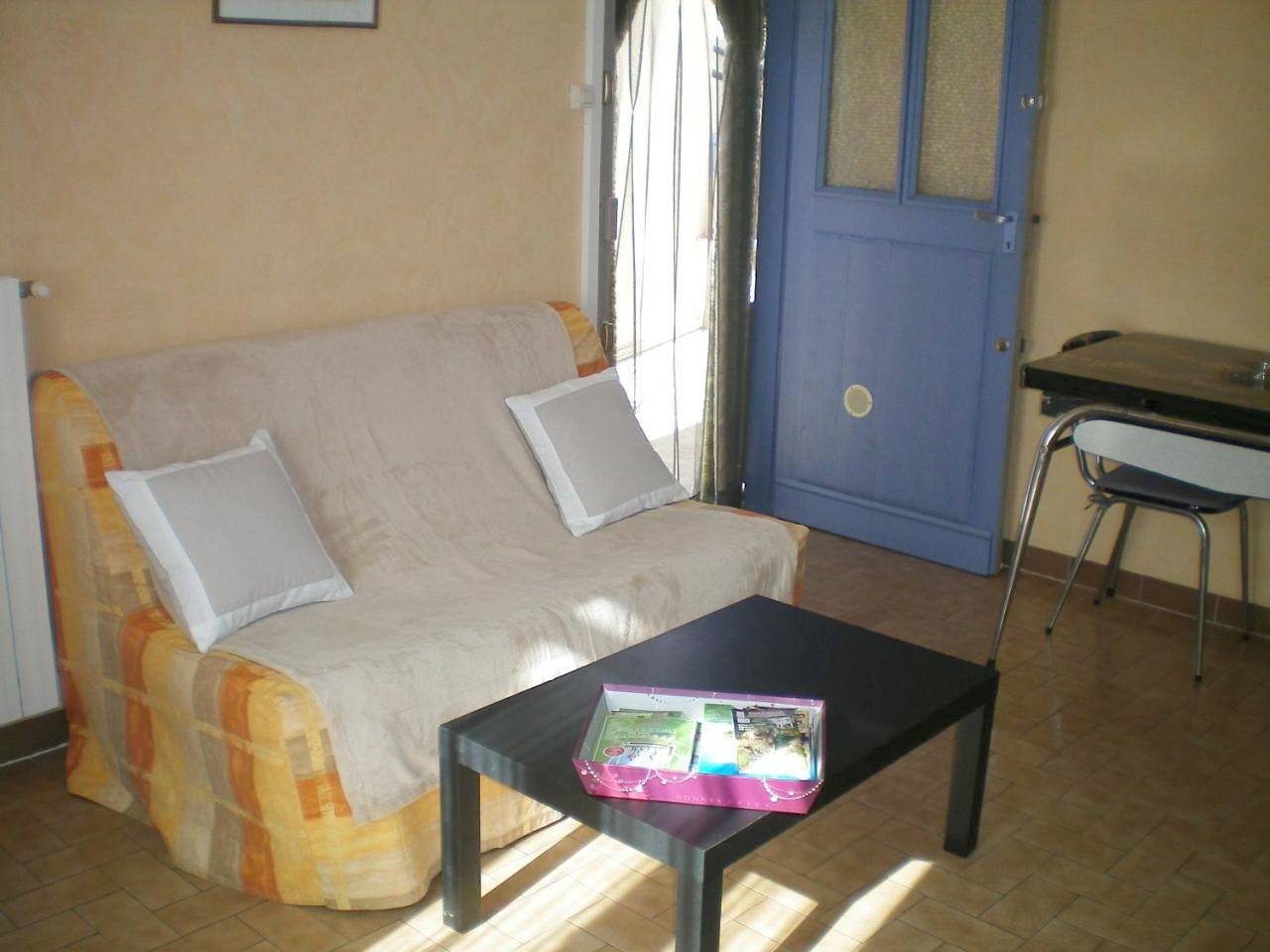 Ganze Wohnung, One-Bedroom Apartment in Ganges, Lodève und Umgebung