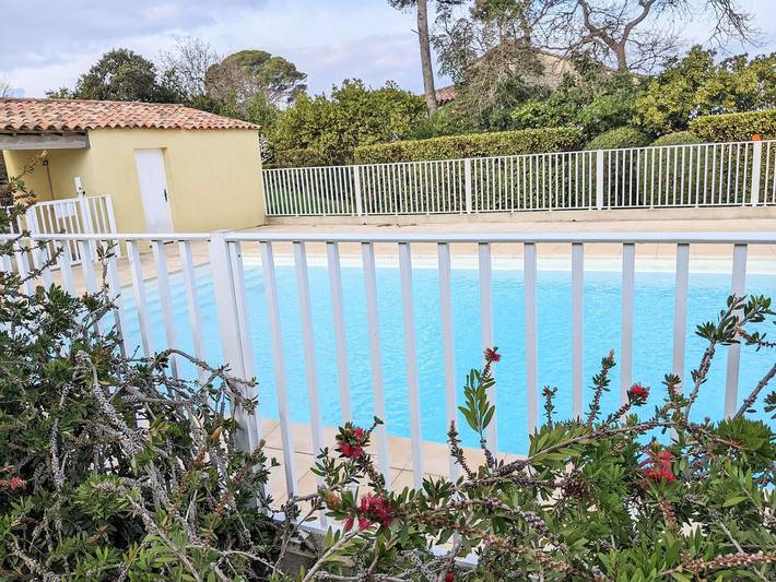 Studio pour 4 personnes, avec Terrasse et Piscine à Six-Fours-les-Plages