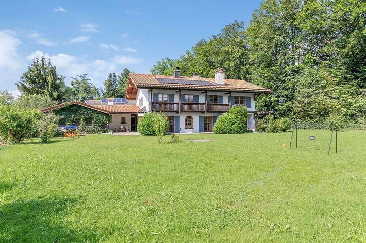 Villa für 12 Personen, mit Garten und Sauna sowie Terrasse in Siegsdorf - 3