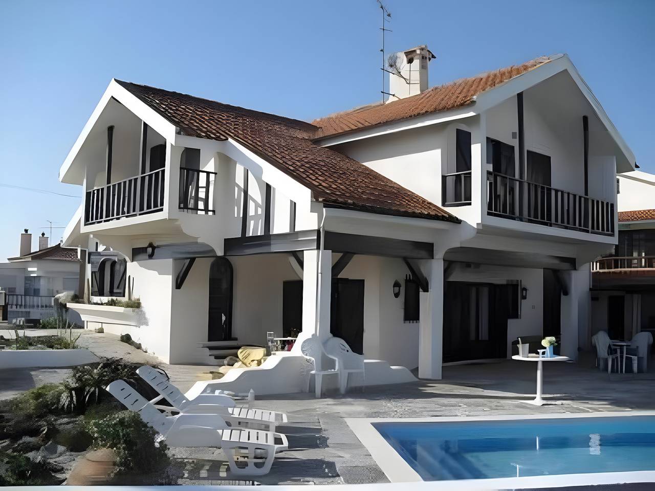 Villa 'Casa Do Bico' mit Balkon, Wlan und Klimaanlage in Ria de Aveiro, Gafanha da Encarnação