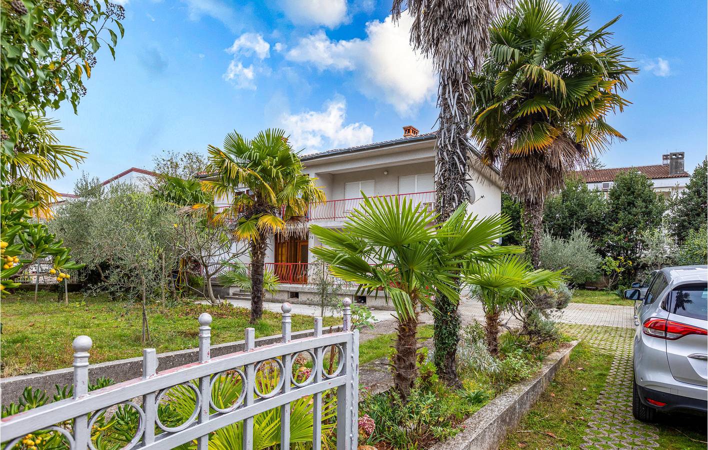 Ganze Ferienwohnung, Ferienwohnung für 6 Personen mit Terrasse in Malinska, Krk