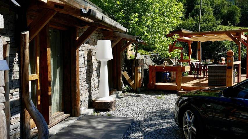 Gîte pour 4 personnes, avec vue et jardin à Servoz - 2