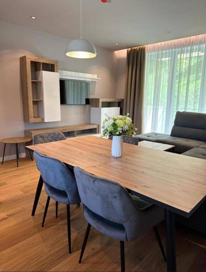 Gîte pour 4 personnes, avec jardin dans Poiana Brasov - Brasov - 2