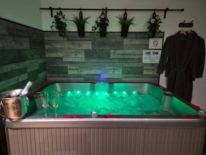 Gîte pour 2 personnes, avec terrasse et jacuzzi à Marsannay-la-Côte - 2