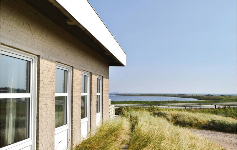 Ferienhaus für 6 Personen, mit Terrasse und Whirlpool sowie Sauna am Ringkøbing Fjord