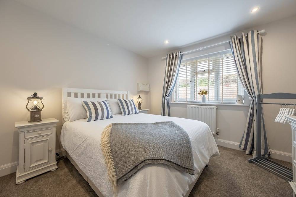 The Hideaway (D), Docking, Norfolk in Docking, Norfolk