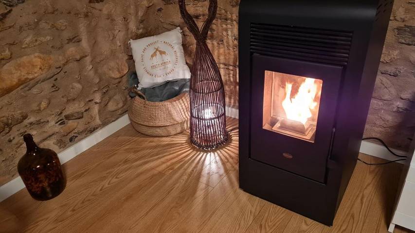 Location de vacances pour 5 personnes, avec terrasse et vue dans Janeiro de Cima - 2