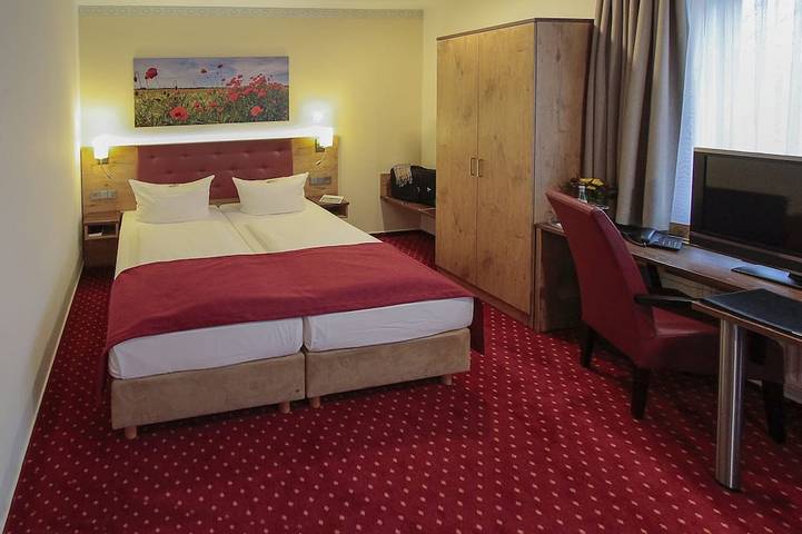 Ganze Wohnung, Doppelzimmer Du/Wc in Ziesar, Mittelmark