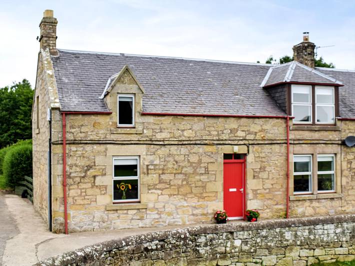 Log cabin for 4 people, with garden the Scottish Borders
