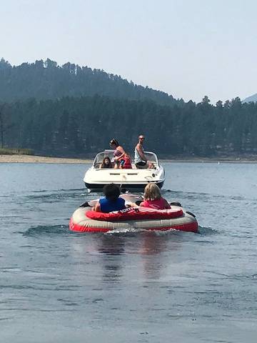 Log Cabin for 4 Guests in Black Hills, South Dakota, Picture 3