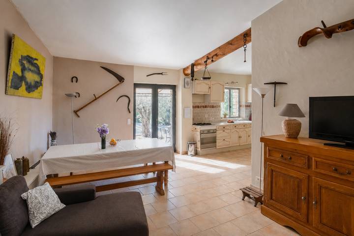 Gîte pour 4 personnes, avec jardin et piscine, animaux acceptés dans le Vaucluse - 3