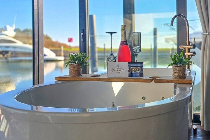 Hausboot für 3 Personen, mit Sauna auf Rügen - 4