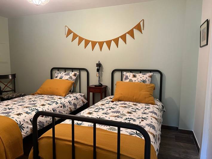 Appartement entier, Charmant T3 avec piscine et parking dans maison basque in Ciboure, Région de Bayonne