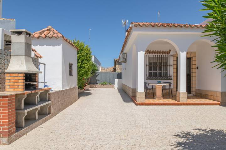 Vacation rental for 6 people, with Yard in El Palmar (Andalusia)