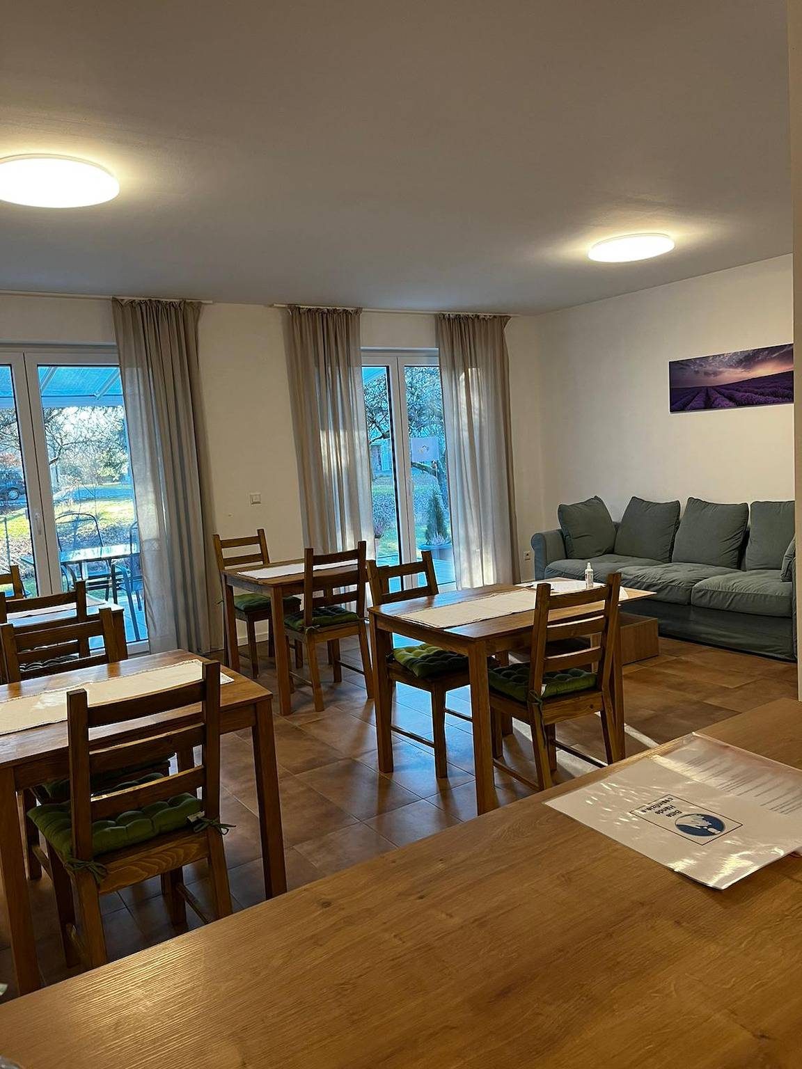 Gästehaus Traunreut - Monteur und Gästezimmer - - Doppelzimmer Nr. 2 mit Dusche/Wc, Tv in Traunreut, Landkreis Traunstein