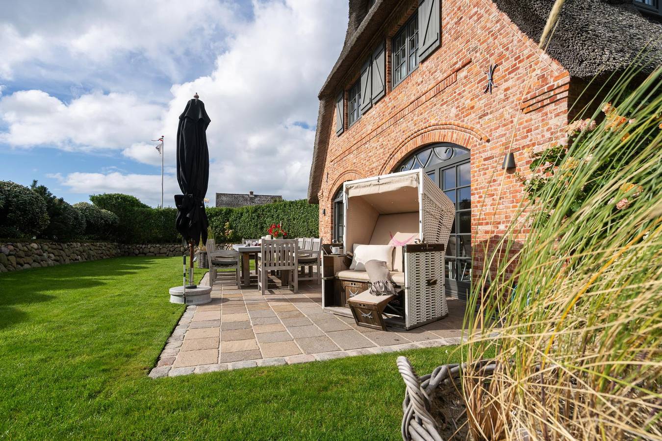 Villa Hengist mit eigener Sauna, 600 Meter vom Weststrand, Wenningstedt, Sylt  in Wenningstedt, Sylt