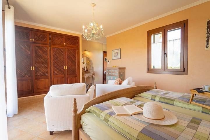 Finca für 4 Personen, mit Garten und Balkon in Cala Figuera - 2