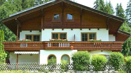 Hütte für 4 Personen, mit Balkon, kinderfreundlich in Kaltenbach