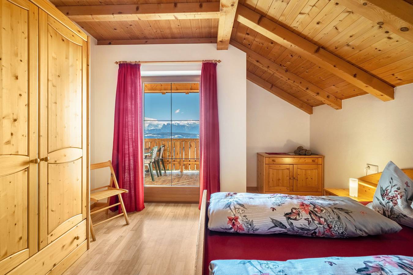 Ganze Wohnung, Ferienwohnung 'Stücklhof Wohnung Edelweiss' mit Bergblick in Jenesien, Sarntaler Alpen