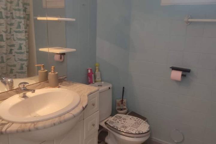 Gîte pour 4 personnes, avec balcon dans Arenes de Frejus - 3