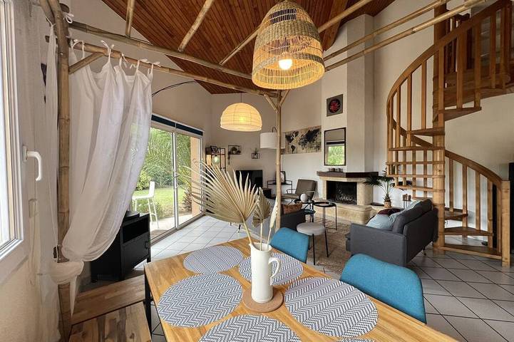 Chalet pour 8 personnes, avec jardin et terrasse