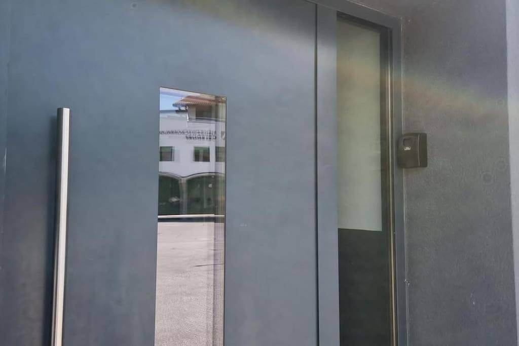 Ganze Wohnung, Direkt in Zentrum von Wattens in Tuxer Alpen, Wattens
