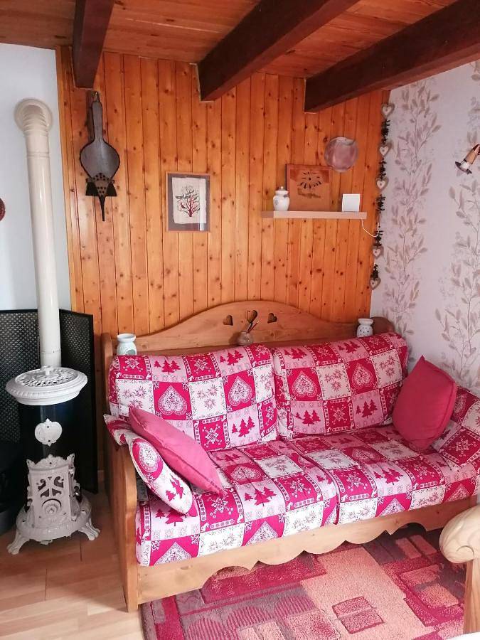 Appartement entier, One-Bedroom Apartment in Le Sappey-en-Chartreuse, Isère
