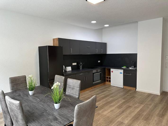 Ferienwohnung für 7 Personen, mit Terrasse und Garten sowie Ausblick in Göppingen - 3