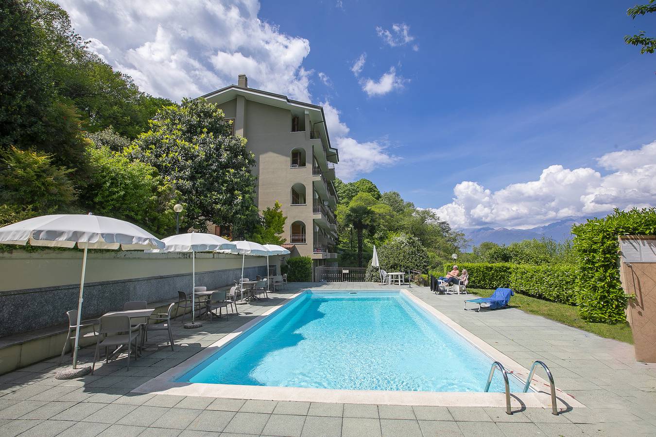 Apartamento entero, Retiro junto al lago con piscina y terraza, WiFi, aparcamiento in Stresa, Comune di Stresa