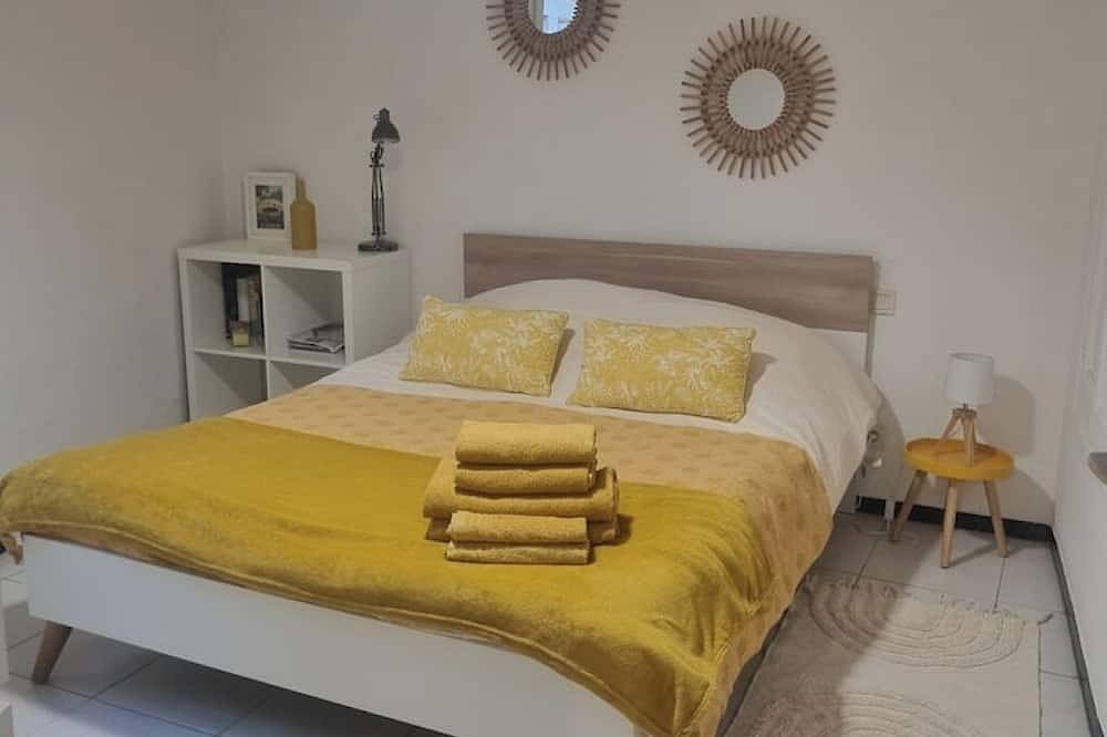 Entire apartment, Cozy apartment Le Boulou in Le Boulou, Céret region