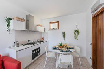 Vakantieappartement voor 3 Personen in Rivoltella del Garda, Desenzano del Garda, Afbeelding 1