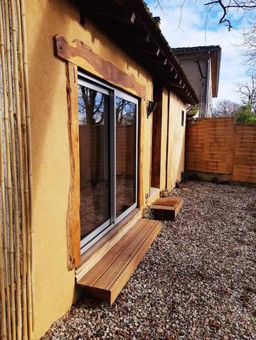Gîte pour 3 personnes, avec vue ainsi que terrasse et jardin à Rabastens