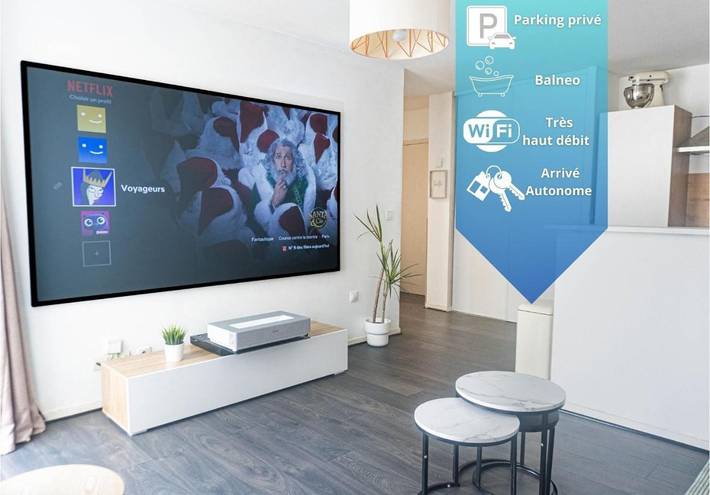 Location de vacances pour 4 personnes, avec Balcon ainsi que Jacuzzi et Terrasse à Corbeil-Essonnes