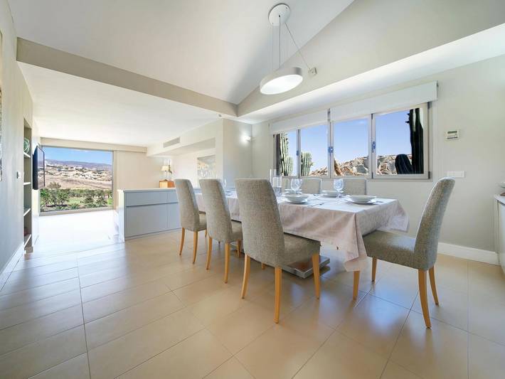 Casa rural para 8 personas, con terraza además de jardín y piscina en Salobre - 4