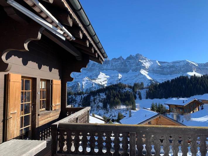 Chalet pour 8 personnes, avec Balcon et Terrasse ainsi que Jardin et Vue