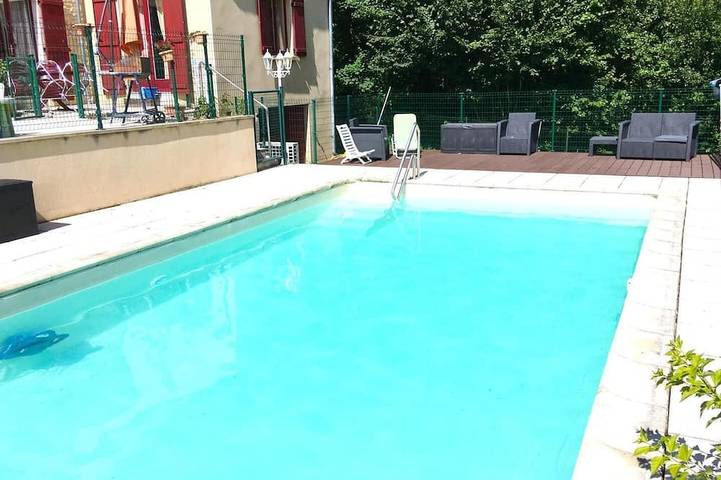 Location de vacances pour 5 personnes, avec Terrasse et Jardin à Vrigne-aux-Bois