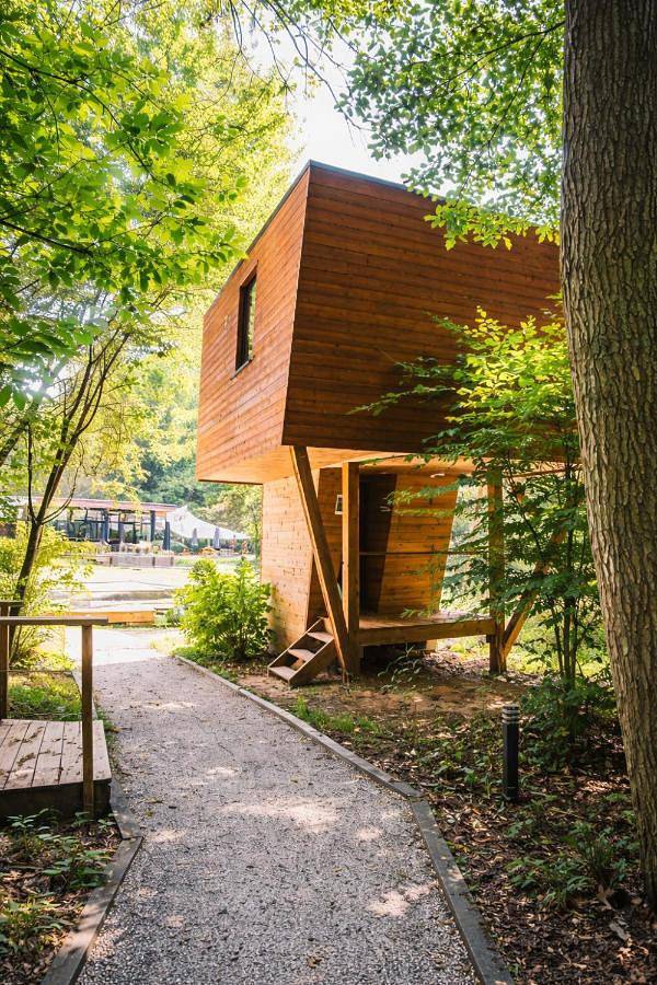Gîte pour 2 personnes, avec piscine et jardin à Jurbise