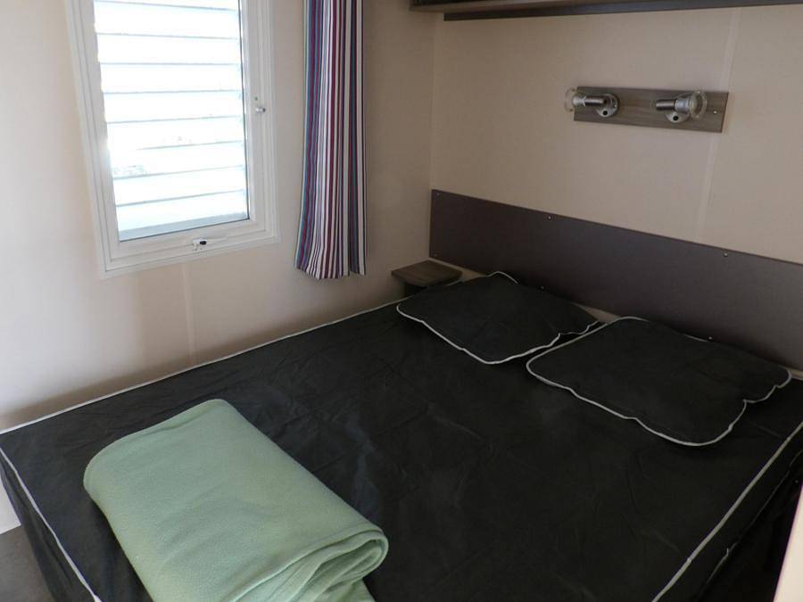 Camping Les Etangs Mina - Mobilhome 2 personnes - Confort Duo (côté camping) in Saint-Sornin, Région de Rochefort