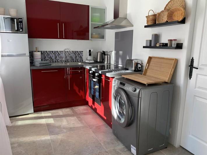 Location de vacances pour 4 personnes, avec terrasse et jacuzzi à Saint-Gilles - 2