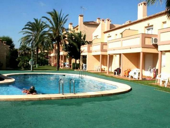 Appartamento per 4 persone, con giardino e piscina a Dénia