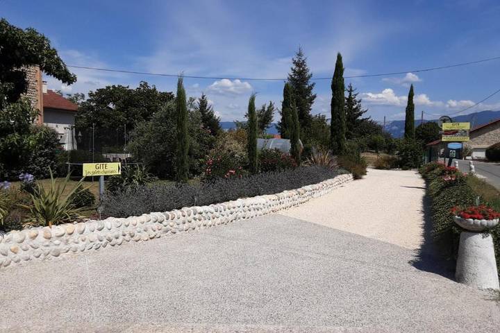 Appartement de vacances pour 5 personnes, avec jardin