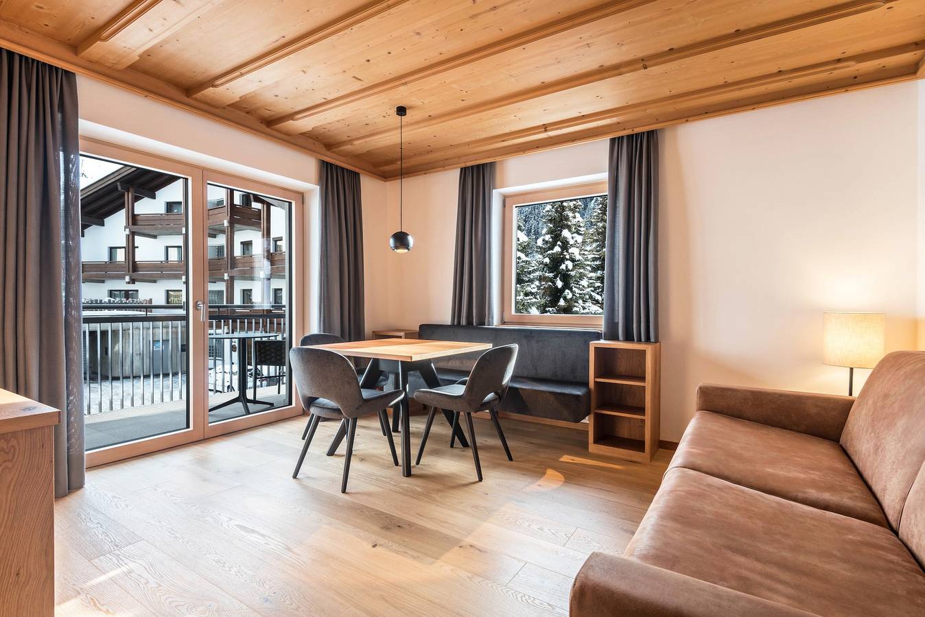 Ganze Wohnung, Ferienwohnung "La Grambla Sella 1" mit Bergblick, Balkon & Wlan in St. Christina in Gröden, Dolomiti Superski